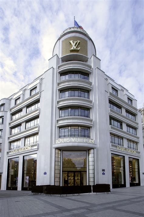 maison louis vuitton image.